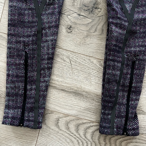 Nike Black and Gray Leggings - Picture 6 of 6